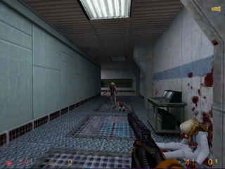 Half-Life (Game of the Year Edition)